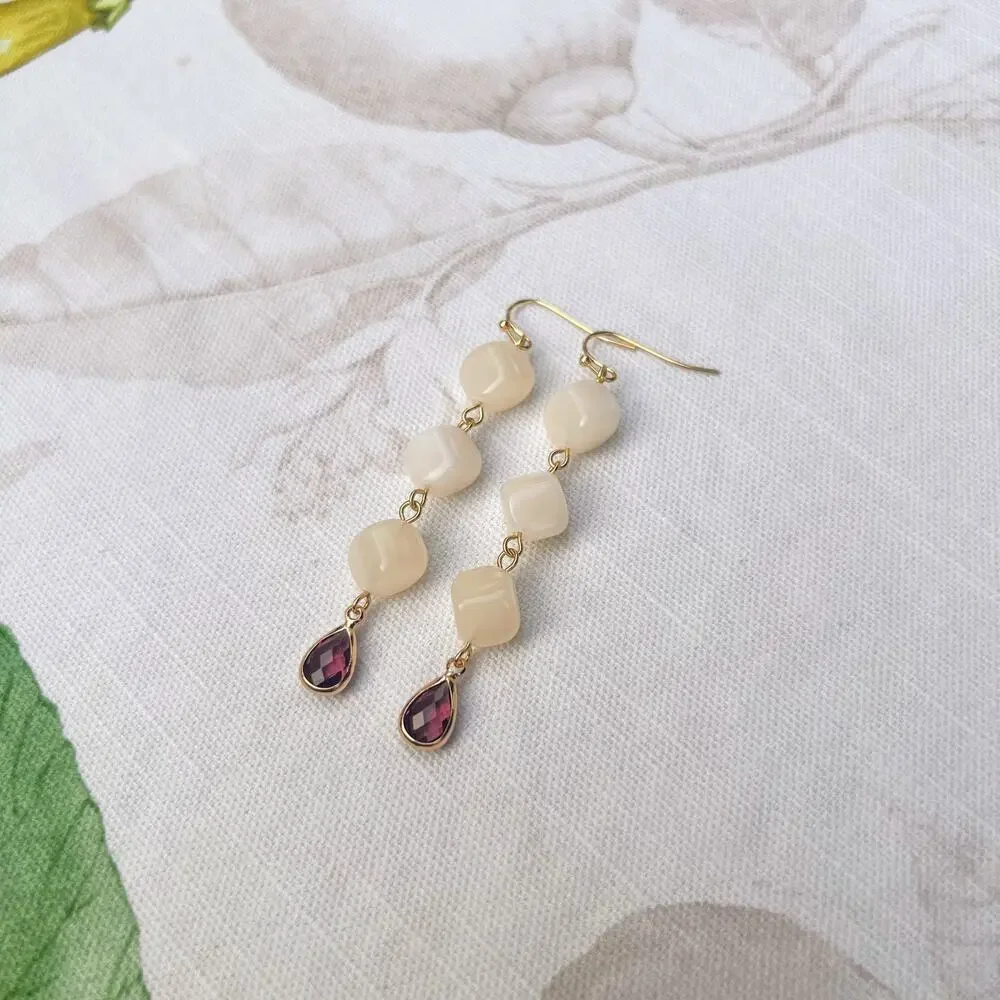 Garnet Wine Red Crystal Glass Cream Moonstone Agate Style Casual Fun Earrings - Picture 6 of 7